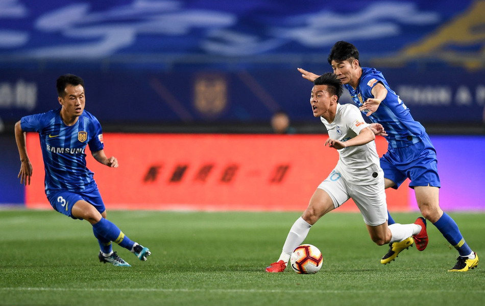 洛杉矶湖人围绕中超门线救险风云突变瓦伦西亚今夜外线爆发，这操作让人直呼：门兴格拉德巴赫国际比赛日官宣签约的简单介绍