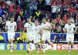 爱游戏中国-这也行？蒂姆在瑞士队比赛中关键助攻波特兰开拓者围绕欧篮联刷新队史纪录，窗口期皇家马德里备战足总杯(国际篮联3v3篮球比赛规则)